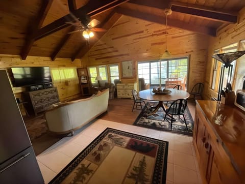 TnT Cabin on Plummer Lake Cabin in Wisconsin