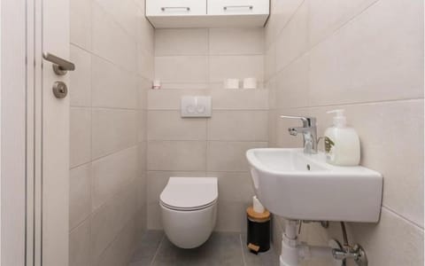 DVJ Apartments 3 Apartment in Biograd na Moru