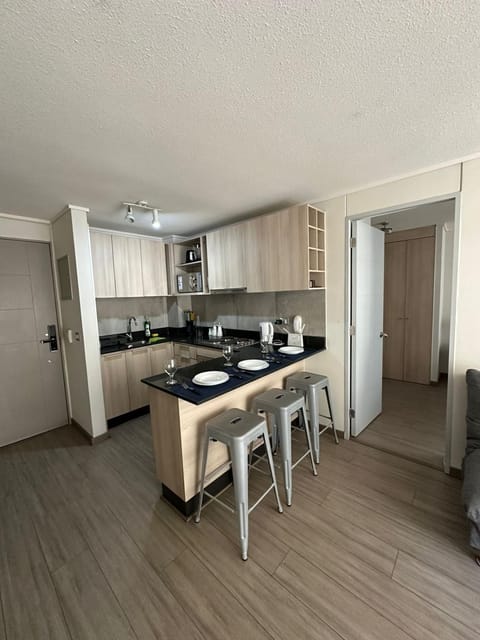 Kitchen or kitchenette, Dining area, minibar, pet friendly, stove