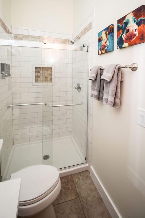 Quiet, gated oasis near downtown Lexington Apartment in Lexington