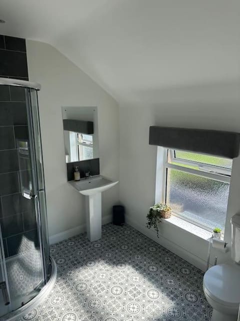 Westland Suites - Stylish, Modern, Elegant, Central Apartments Apartment in Londonderry