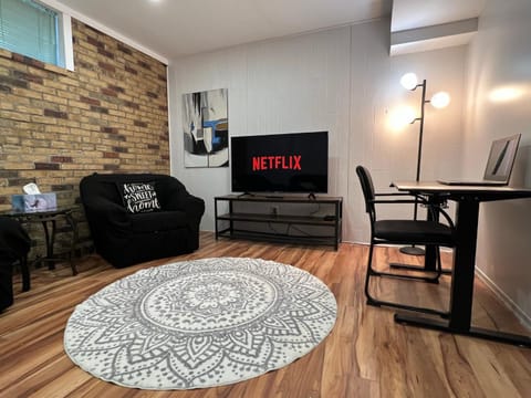TV and multimedia, Living room, Seating area, Evening entertainment, internet, internet, locker, air conditioner