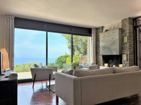 Villa 4 pièces avec piscine privée dans domaine privé, 5 couchages, Bormes-les-Mimosas - FR-1-251-532 House in Bormes-les-Mimosas