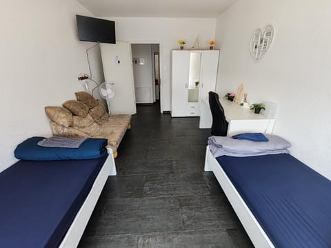 Seating area, Bedroom