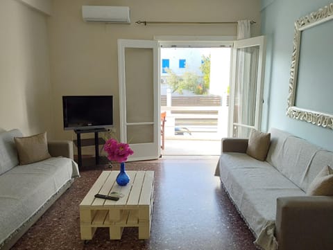 TV and multimedia, Living room, air conditioner