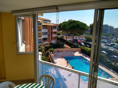 View (from property/room), Pool view