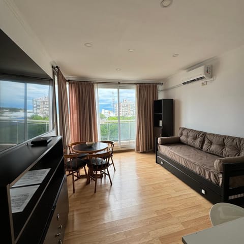 TV and multimedia, Living room, Dining area, air conditioner