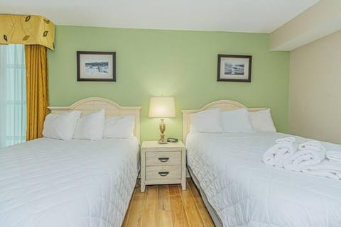 NEW! Carolinian 2/2 OF Master Free Parking & Wi-fi Apartment in Myrtle Beach