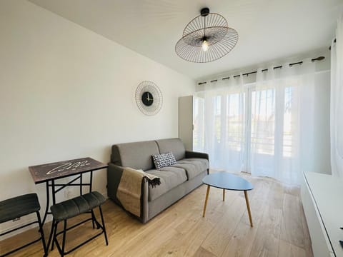 LOTI Apartment in Antibes