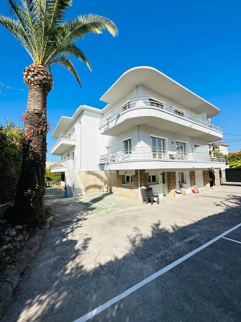 LOTI Apartment in Antibes