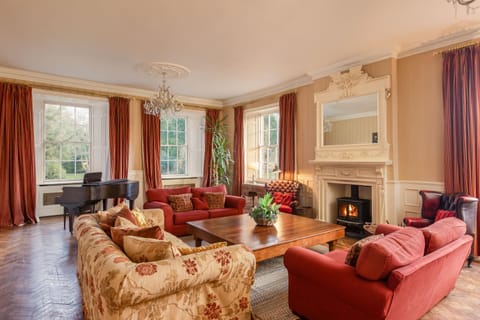 Family friendly, big beautiful 17th Century house House in Hunmanby