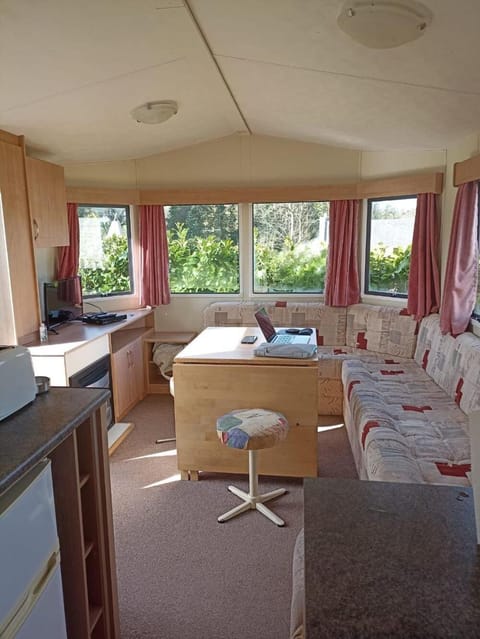 Bed, Living room, Dining area