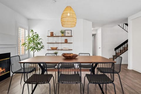 Sundown Oasis With Private Pool And Spa House in La Quinta