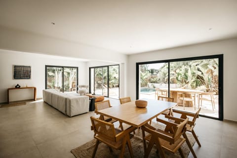 Villa 443 - heated pool near the beach Villa in Saint-Raphael