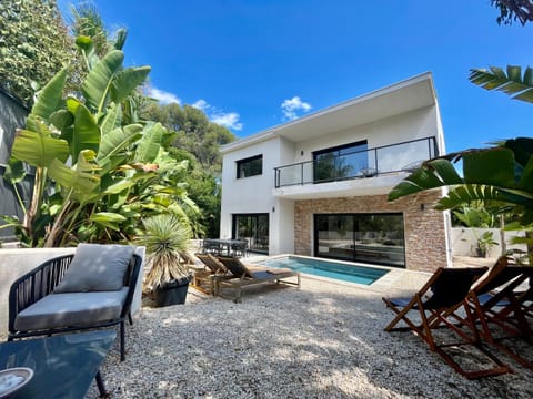 Villa 443 - heated pool near the beach Villa in Saint-Raphael