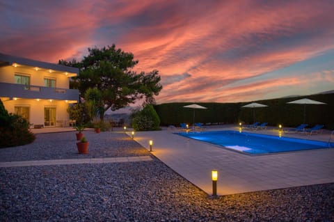 Property building, Swimming pool