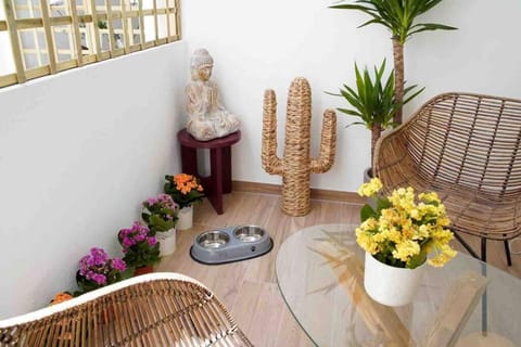 Studio chic avec terrasse, lumineux et calme 2 Apartment in Valencia