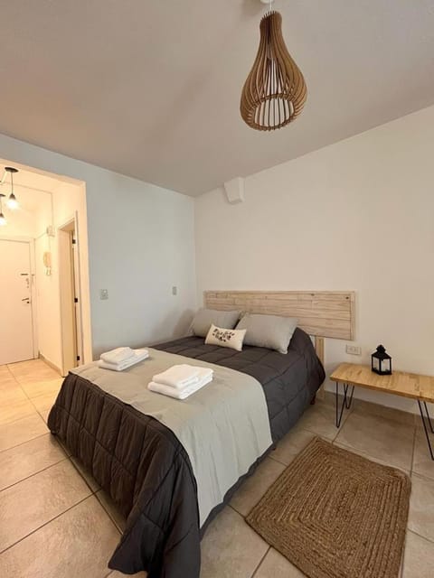 Bed, Photo of the whole room, towels