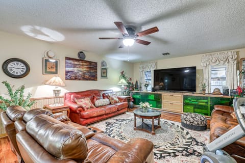 Tampa Area Home with Indoor Pool, Families Welcome! House in Brandon