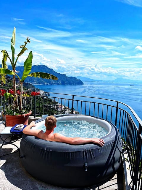 Day, Natural landscape, Hot Tub, Mountain view, Pool view, Sea view, Swimming pool
