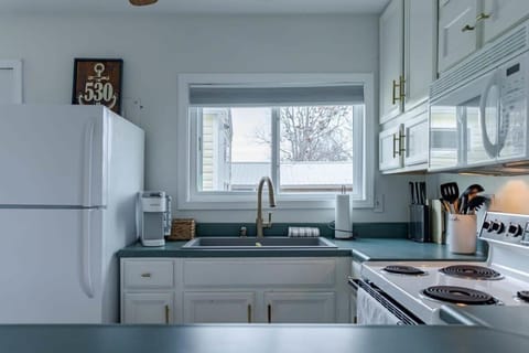 530 Fentress Lookout Rd House in Rough River Lake