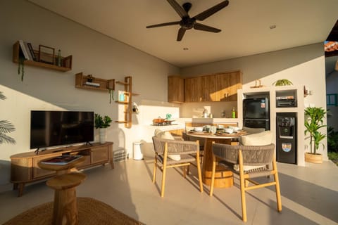 TV and multimedia, Living room, Dining area, kitchen