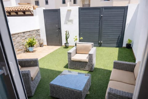 Patio, Garden, Seating area, Garden view, sunbed