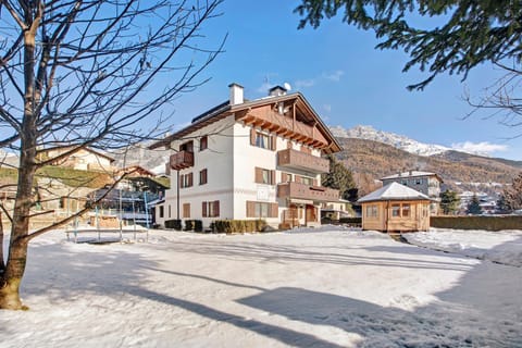 Property building, Day, Natural landscape, Winter, Mountain view