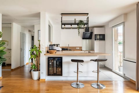 Balcony/Terrace, minibar, stove, kitchen