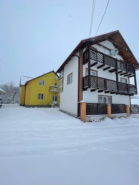 Property building, Day, Winter
