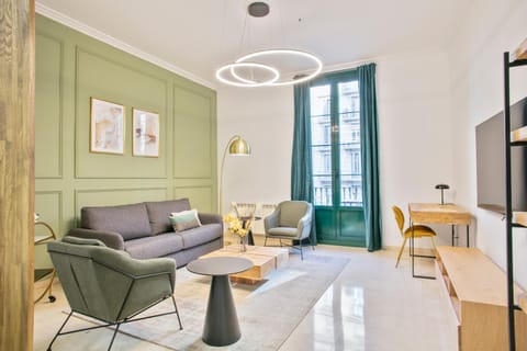 TV and multimedia, Balcony/Terrace, Living room, Seating area