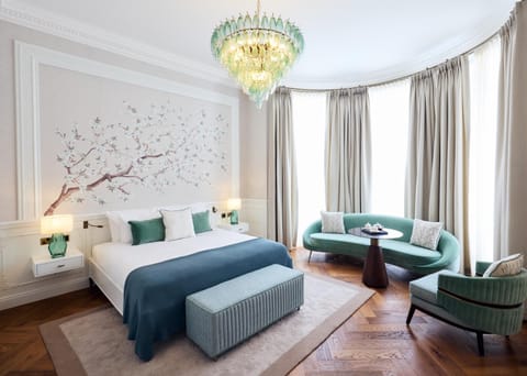 Bed, View (from property/room), Living room, Seating area, Bedroom