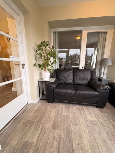 The Townhouse Dungloe House in County Donegal