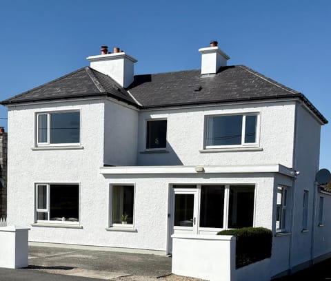 The Townhouse Dungloe House in County Donegal