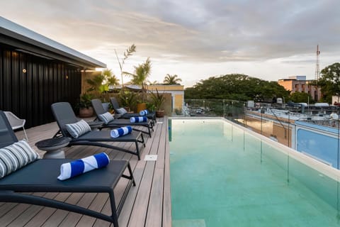 Day, Balcony/Terrace, Pool view, Swimming pool, sunbed