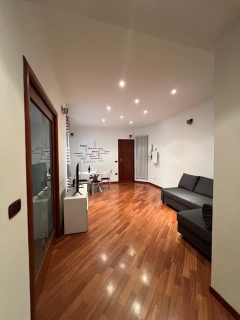 TV and multimedia, Balcony/Terrace, Living room, Lounge or bar, Seating area, Lunch, heating, minibar, air conditioner