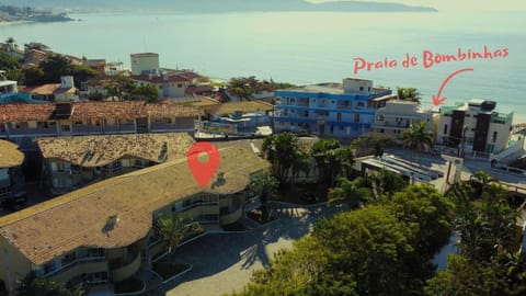Nearby landmark, Bird's eye view