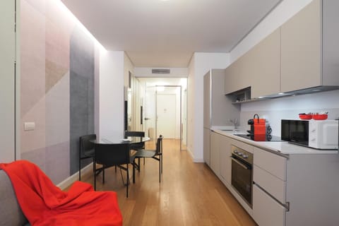 Kitchen or kitchenette, Photo of the whole room, Seating area, Dining area, pet friendly, air conditioner