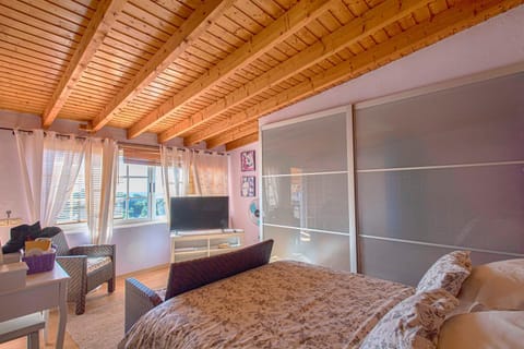 Bed, Bedroom, wardrobe