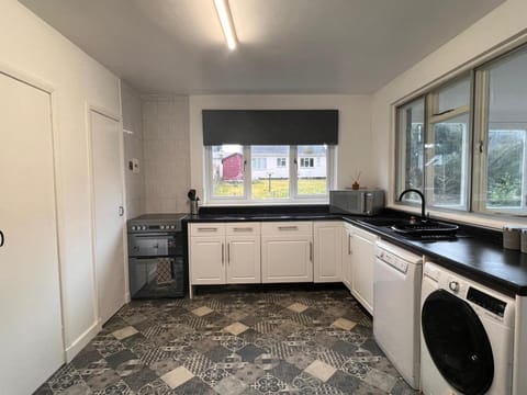 Shared House in Inverness Bed and Breakfast in Inverness