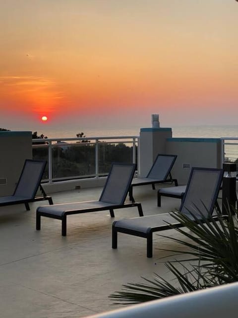 Balcony/Terrace, Sea view, Sunrise