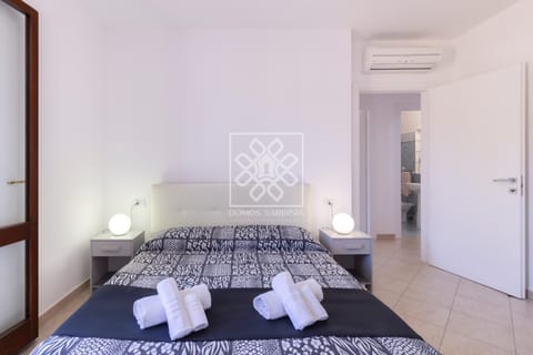 Casa Antonella-Wifi-Free parking Apartment in Sardinia