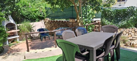 Day, Garden view