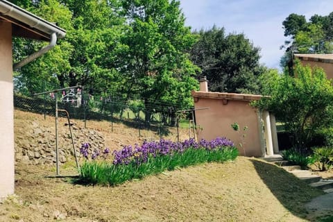 Le gîte des palmiers House in Provence-Alpes-Côte d'Azur