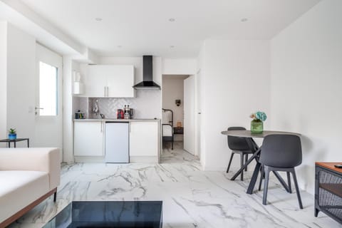 Spacious flat for 4 people #1 Apartment in Île-de-France