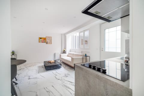 Spacious flat for 4 people #1 Apartment in Île-de-France