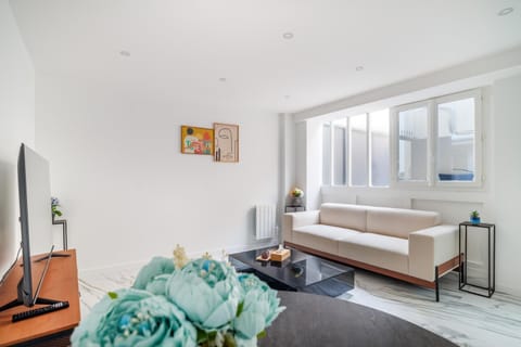 Spacious flat for 4 people #1 Apartment in Île-de-France