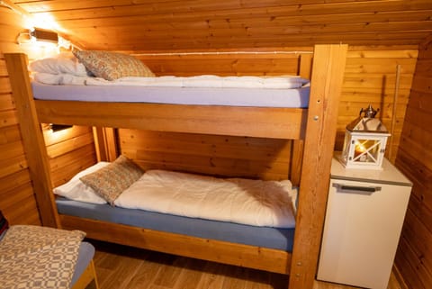 bunk bed