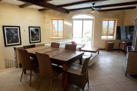 Dionisia Holiday Home House in Malta