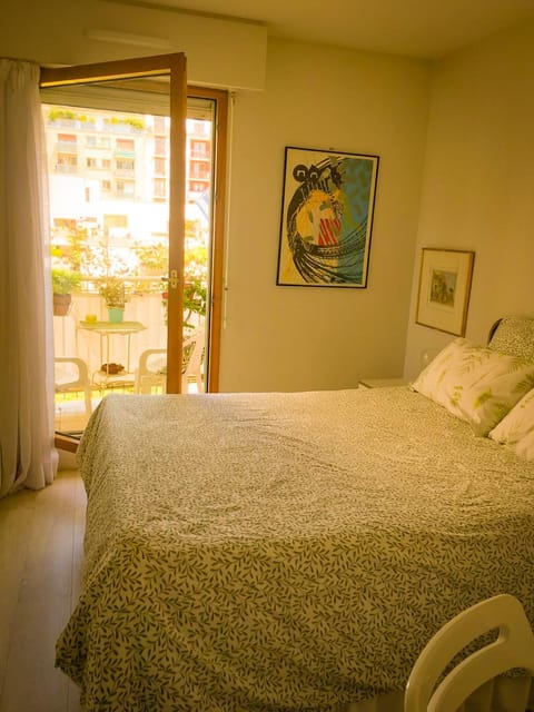 Bed, View (from property/room), Balcony/Terrace, Bedroom